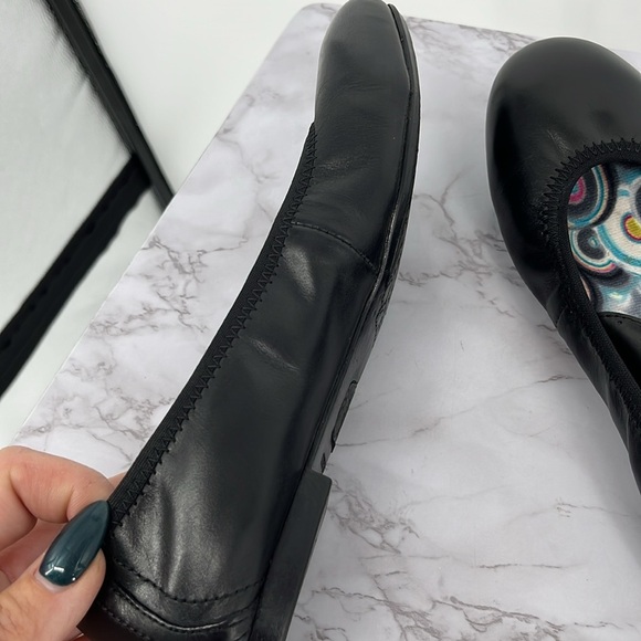 BORN Julianne Leather Ballet Flats Black Size 7.5M Comfy Casual Slip On - Picture 7 of 8